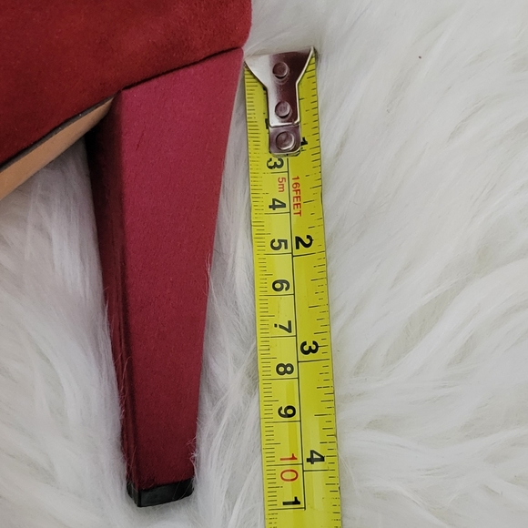 Beautiful Kate Spade Velvet Peep-Toe Heels - Picture 10 of 13